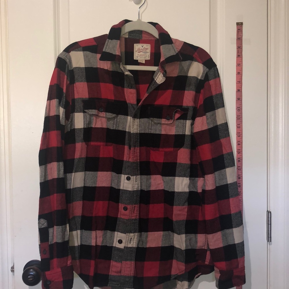 AEO LONG SLEEVED FLANNEL
